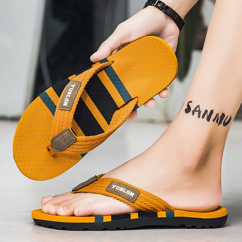 

Men's Flip Flops, Non-slip, Wear-resistant, Soft-soled Slippers for Outdoor, Beach, Bathroom Shower and Daily Home