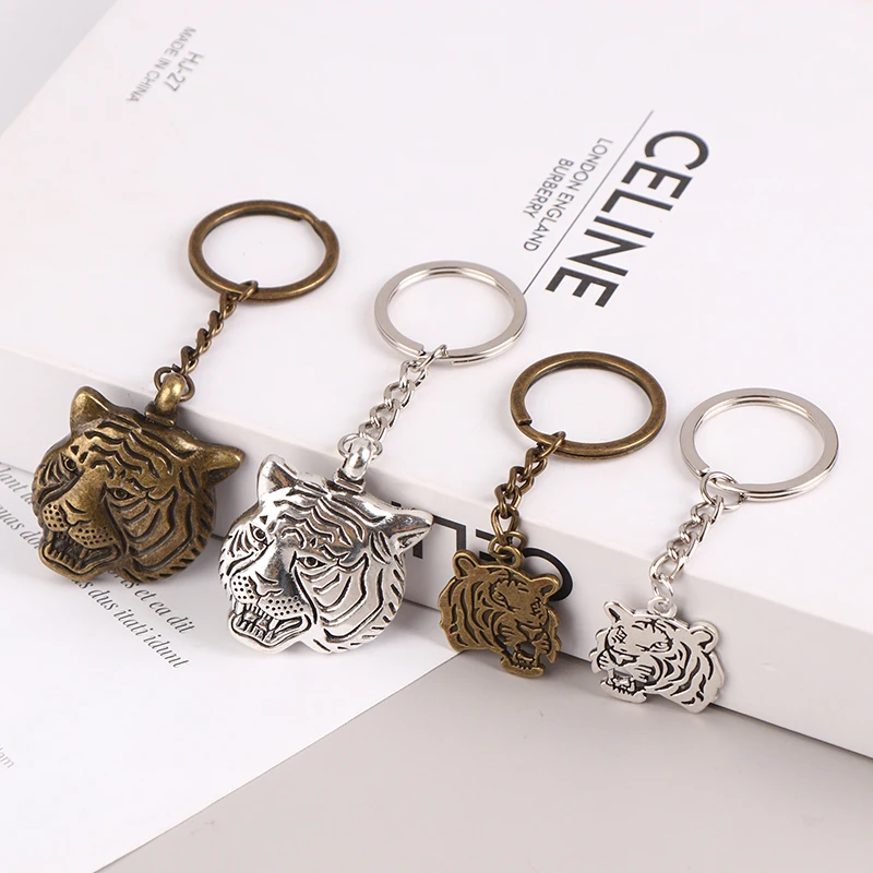 Double-sided Tiger Head Key Chain Animal Tiger Statue Pendant Car Key Ring Backpack Charms Bag Decor Jewelry Accessories