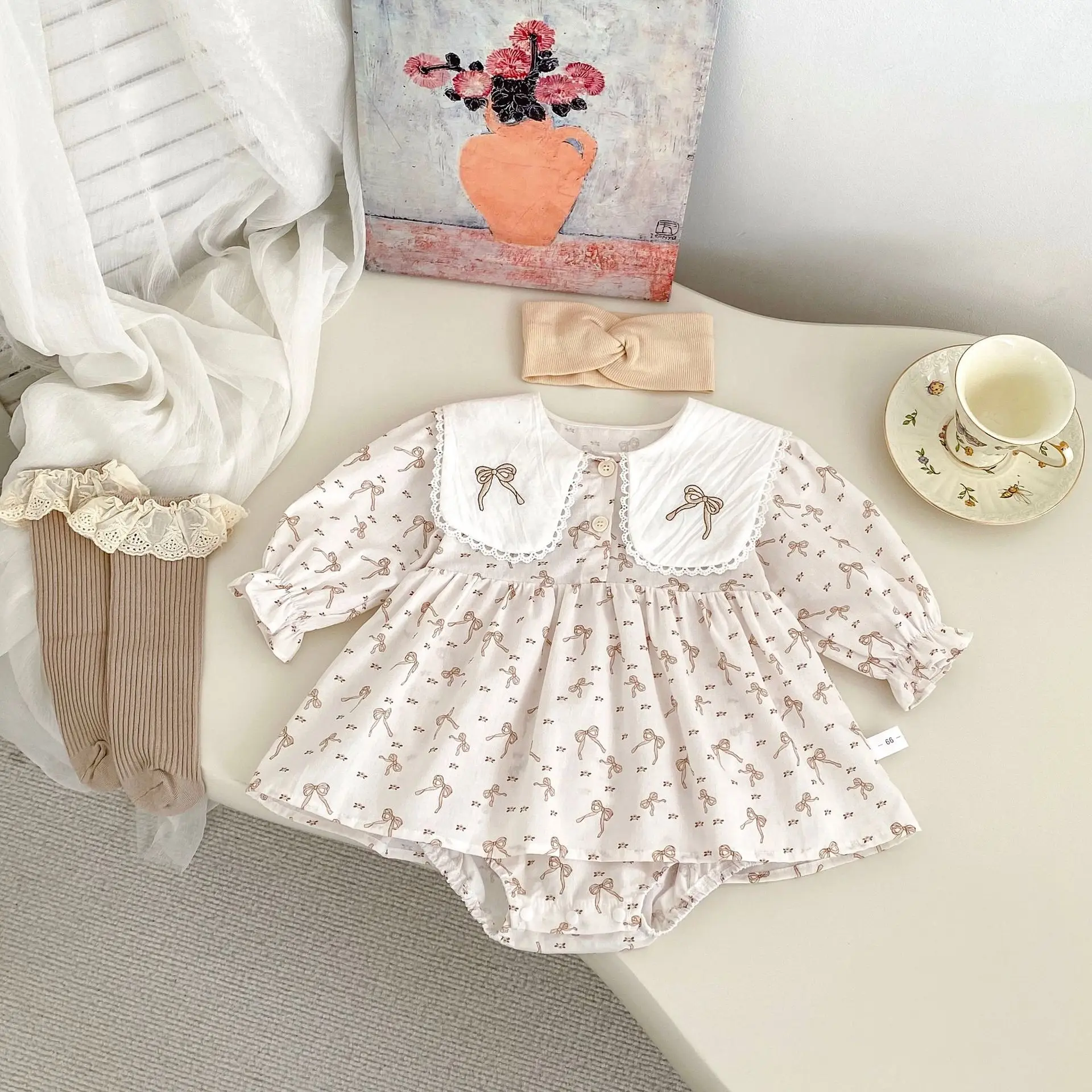 

2025 Spring New Baby Girl Bow Embroidery Lapel Bodysuit Infant Cotton Jumpsuit Girls Sweet Princess Dress Newborn Clothes 0-24M