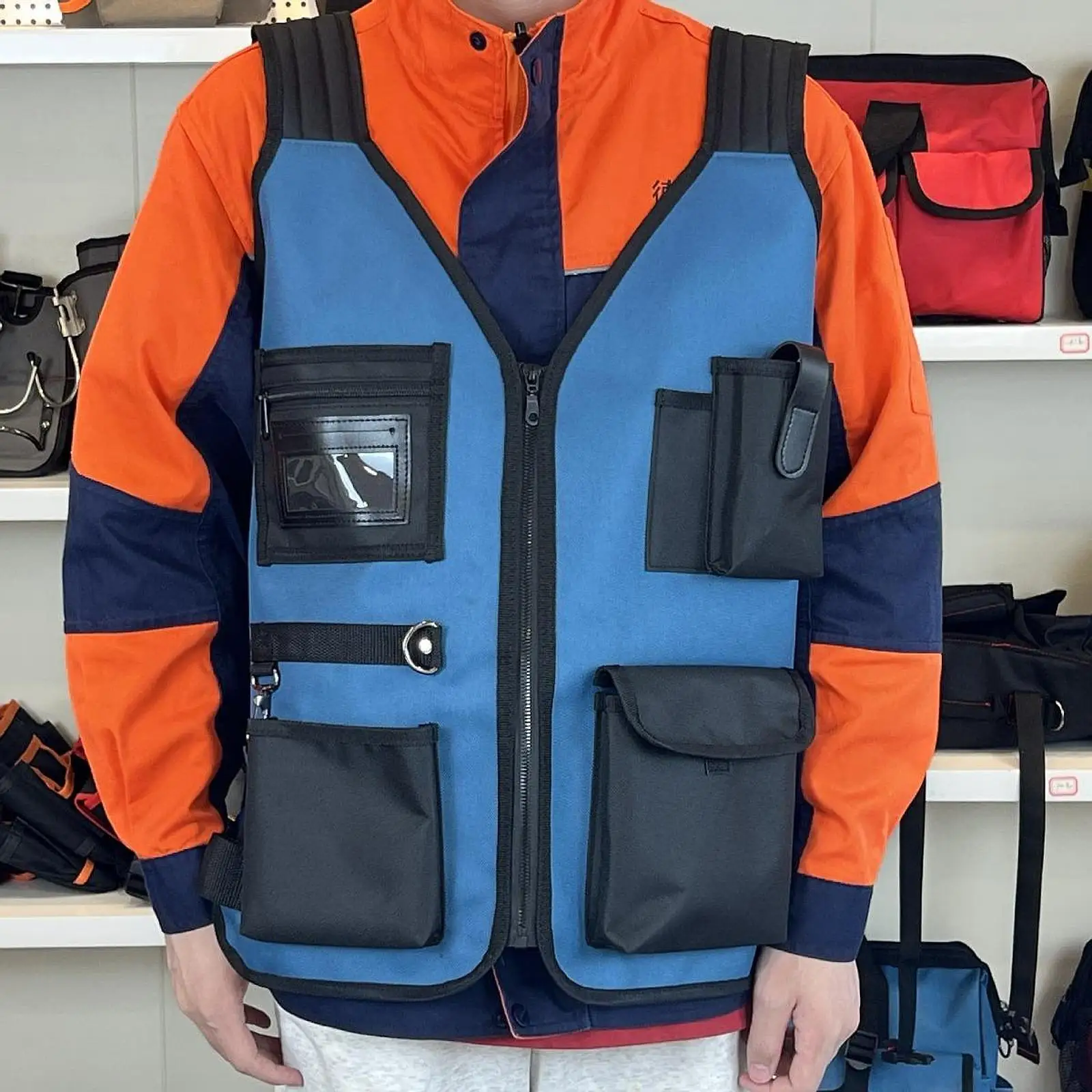 

Рабочий жилет электрика из ткани Оксфорд с эргономичным дизайном для плотников и организации хранения строительных инструментов