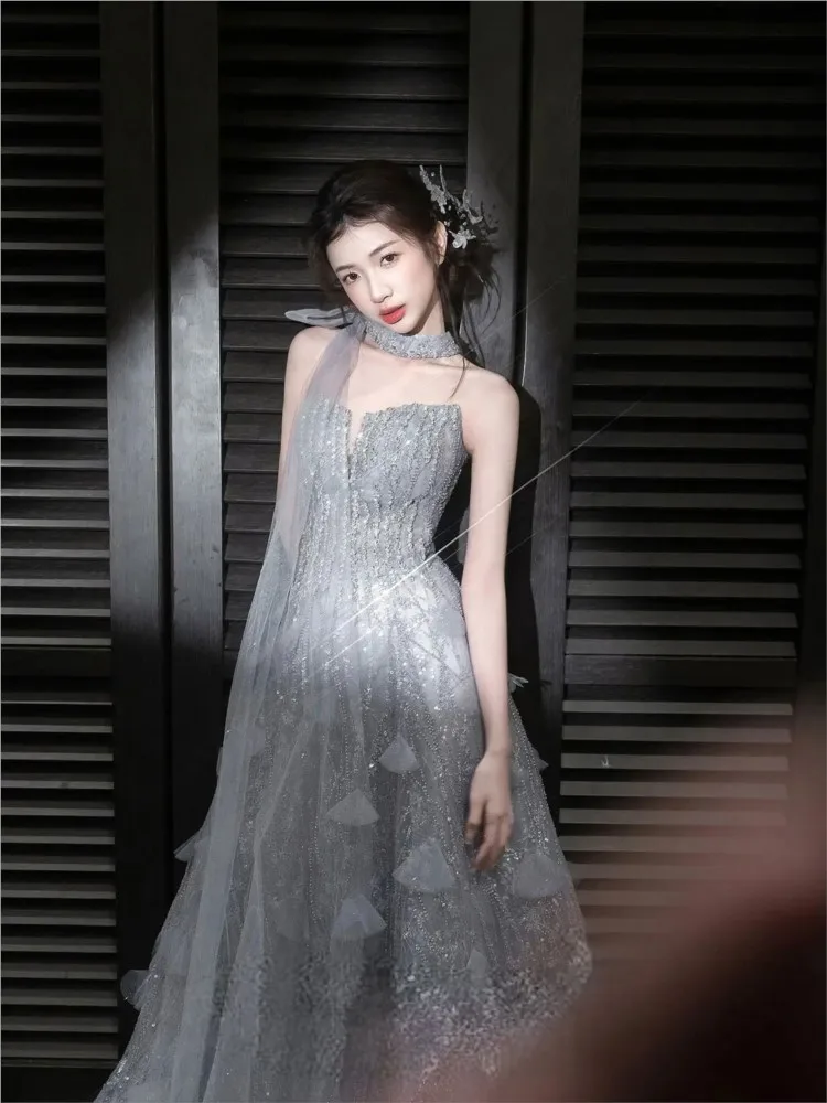 

New niche and light luxury dress for the birthday coming-of-age banquet of host