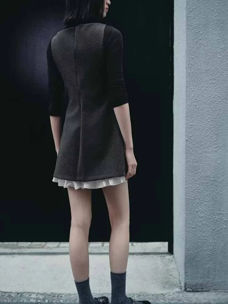 Estilo europeu e americano inverno nova moda simples roupas femininas sem mangas versátil em camadas vestido curto decorativo