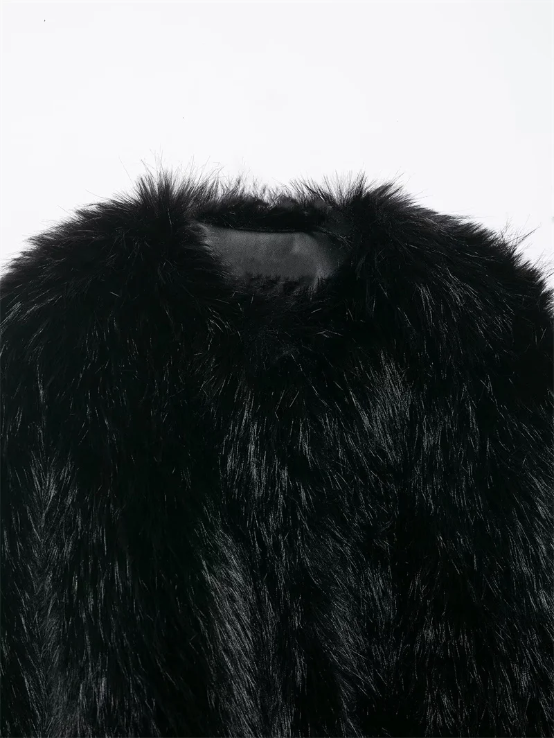 เสื้อโค้ทผู้หญิง คอลเลคชั่นฤดูใบไม้ร่วง/ฤดูหนาว 2025 รุ่นใหม่ล่าสุด สีดำ แขนยาว ผ้าขนสัตว์เทียม ให้ความอบอุ่น ดีไซน์หรูหราและทันสมัย