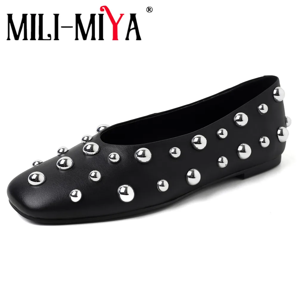 

MILI-MIYA/женские туфли на плоской подошве из коровьей кожи с шипами, повседневные туфли Мэри Джейн с круглым носком, однотонные женские туфли без шнуровки в повседневном стиле