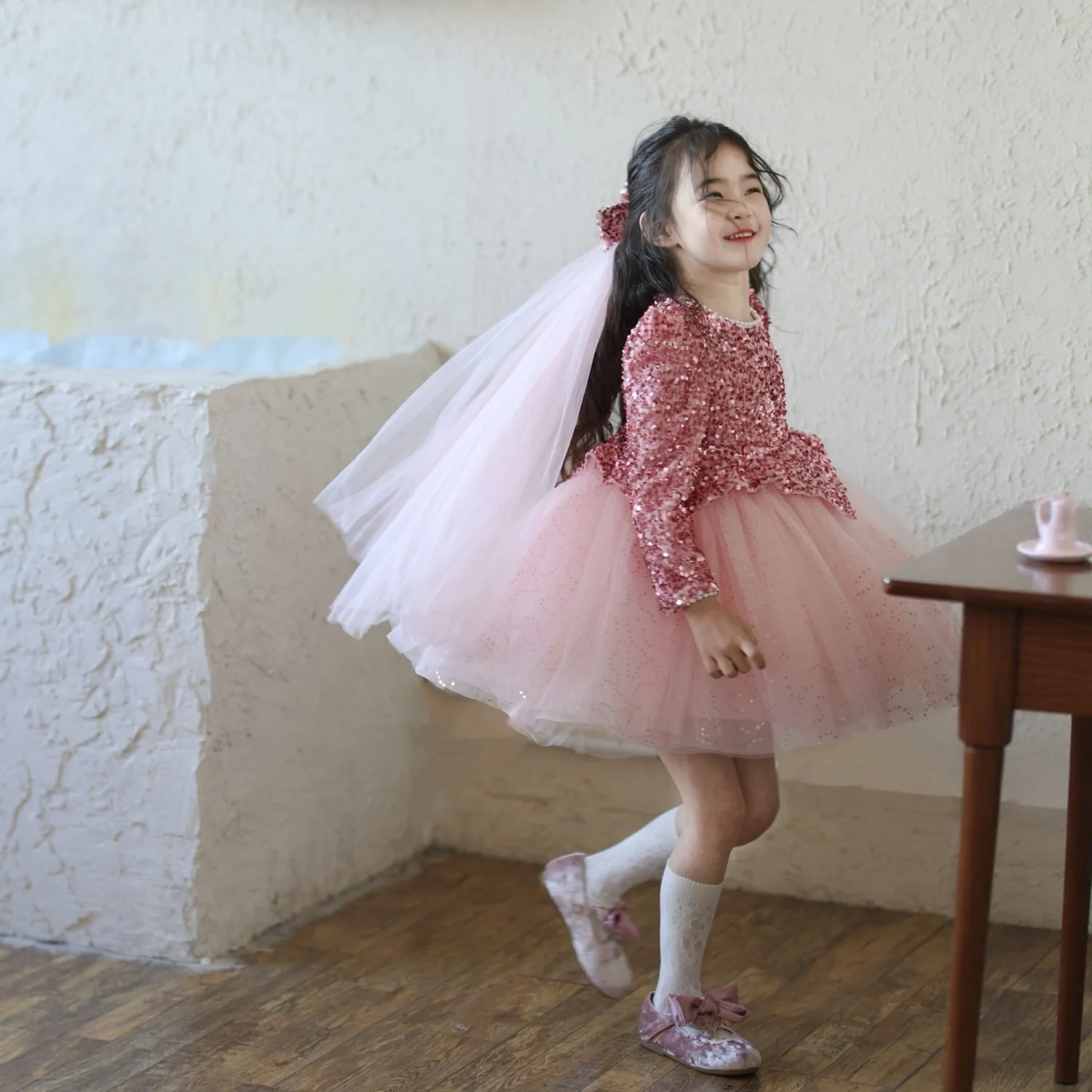 Girl's Pink Velvet … - image