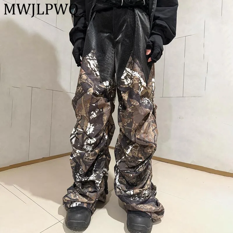 

MWJLPWQ American Camouflage Cargo Trousers High Street Male Spliced Leather Design Pleated Unisex Loose Straight Pants 13089