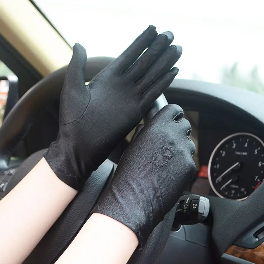 1 pair Outdoor Cycling Equipment Thin Elastic Summer Mitten Sun Protection Gloves Driving Gloves Sunscreen Mittens