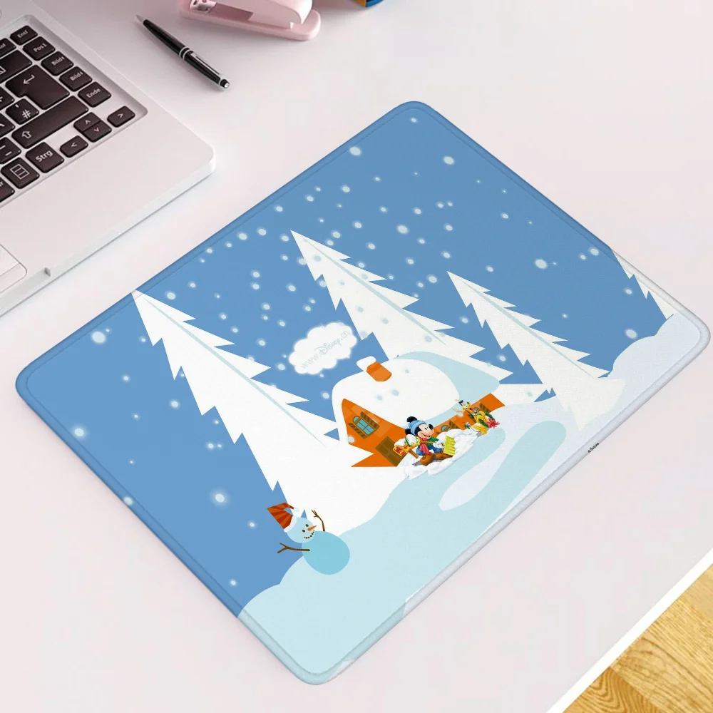 Mousepad Company Mickey Mouse Hot Pad Small Desk Accessory Gaming Mouse Mat Game Mats Pc Gamer Girl Computer Accessories Anime