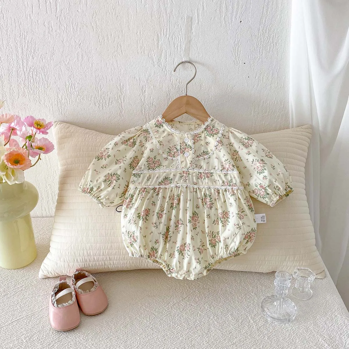 

Baby Girl Spring 2026 New Floral French Lace Lace Bag Biha Clothes Baby Stylish Jumpsuit Thin Edition