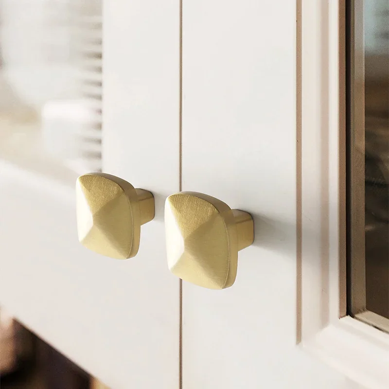 새로운 중국 스타일 캐비닛 도어 핸들 라이트 럭셔리 옷장 황동 단일 구멍 캐비닛 서랍 골드 캐비닛 도어 와인 캐비닛 도어