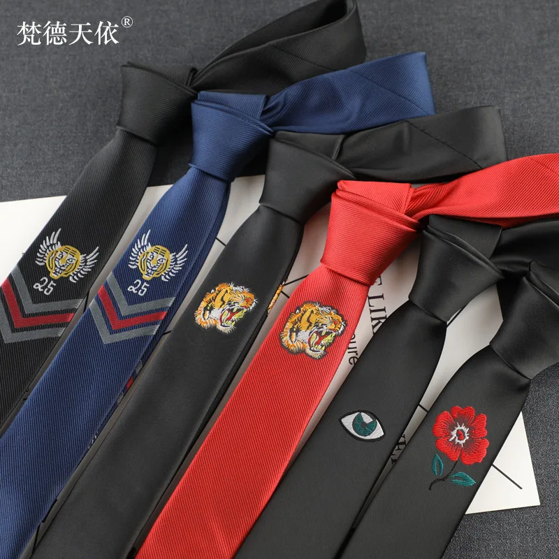 Men Embroidered Flower Necktie Personalized Fashion 5CM Trendy Tie Classic Corbata Male Neckwear Apparel Accessories