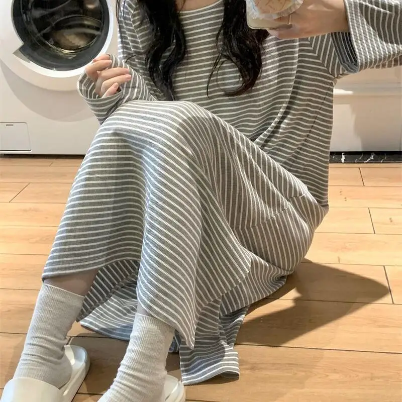 

Women's Clothing Stripe Loose Long Sleeves Pajamas Thin Version Leisure Outerwear Homewear Dress Fashion Versatile Night-Robe