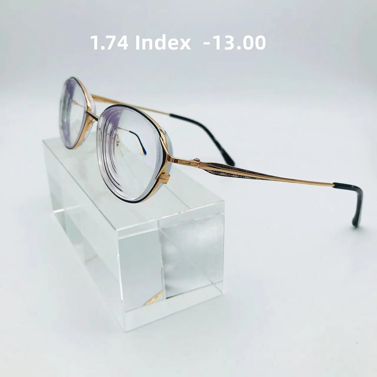 1.74  Super Thin High Diopter Suitable Prescription Lenses Resin Aspheric Glasses for Myopia/HyperopiaAnti Reflection