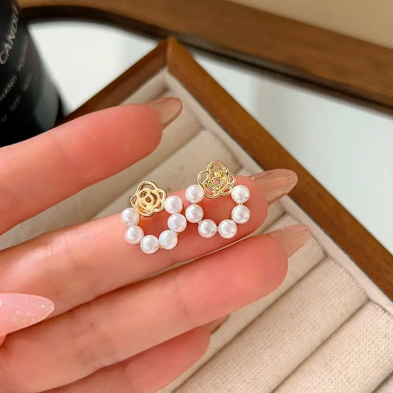 مشبك أذن بتصميم صغير ورائع للسيدات 2025 أقراط بتصميم عصري جديد أقراط لؤلؤ بدون فتحات للأذن #6