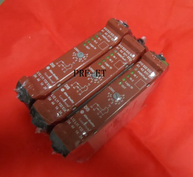 Brand New and original  Warranty 1 year   24V 440R-D22S2  SAFETY RELAY