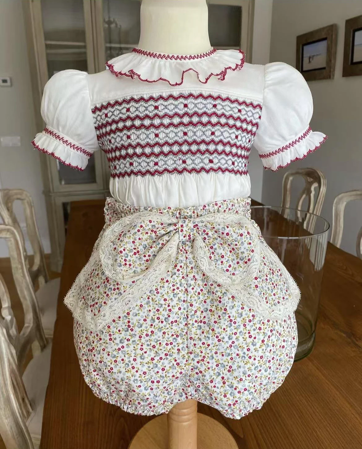 

0-6Y Baby Girl Summer Floral Handmade Embroidery Smocked Outfit Suit for Birthday Photography Holiday Eid A272