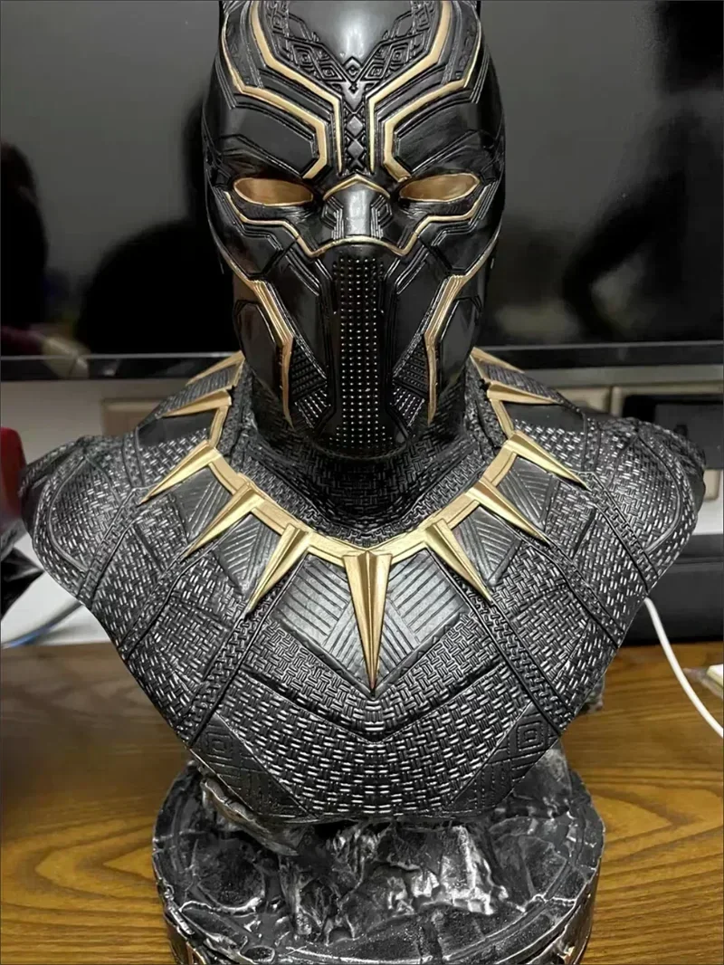 Marvel Avengers Black Panther Gold Edge Bust Resin Statue Anime Peripheral Model Living Room Ornament Collection Kids Toy Gift