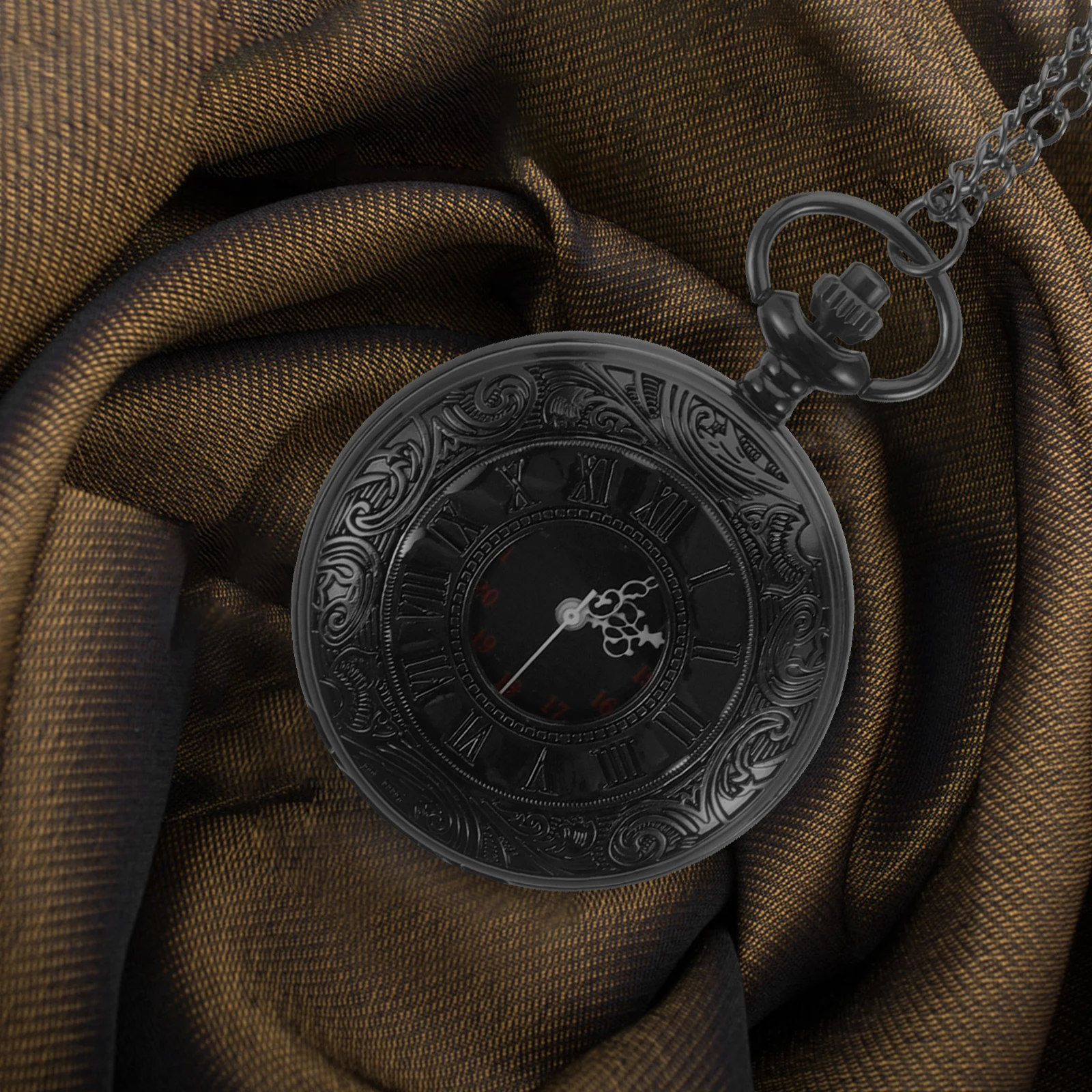 

Retro Pocket Watch Vintage Decorative for Men Women Roman Number Portable Small Size Lightweight Metal Craftsmanship