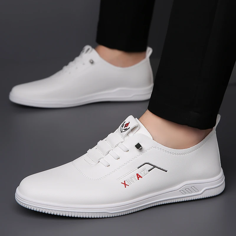 

2025 New Breathable Men's Work Shoes, Anti-slip and Wear-resistant Casual Sports Shoes, Fashionable Thick-soled Shoes