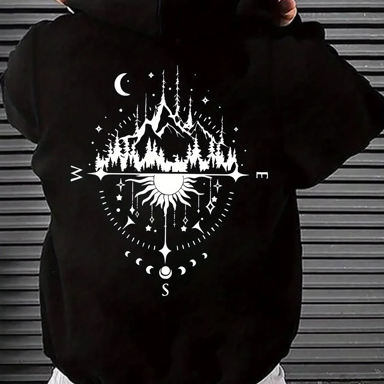Men's spring-autumn hooded sweatshirt, featuring patterns of compass, mountain peak, sun and stars. Casual andrelaxedsportstyle.