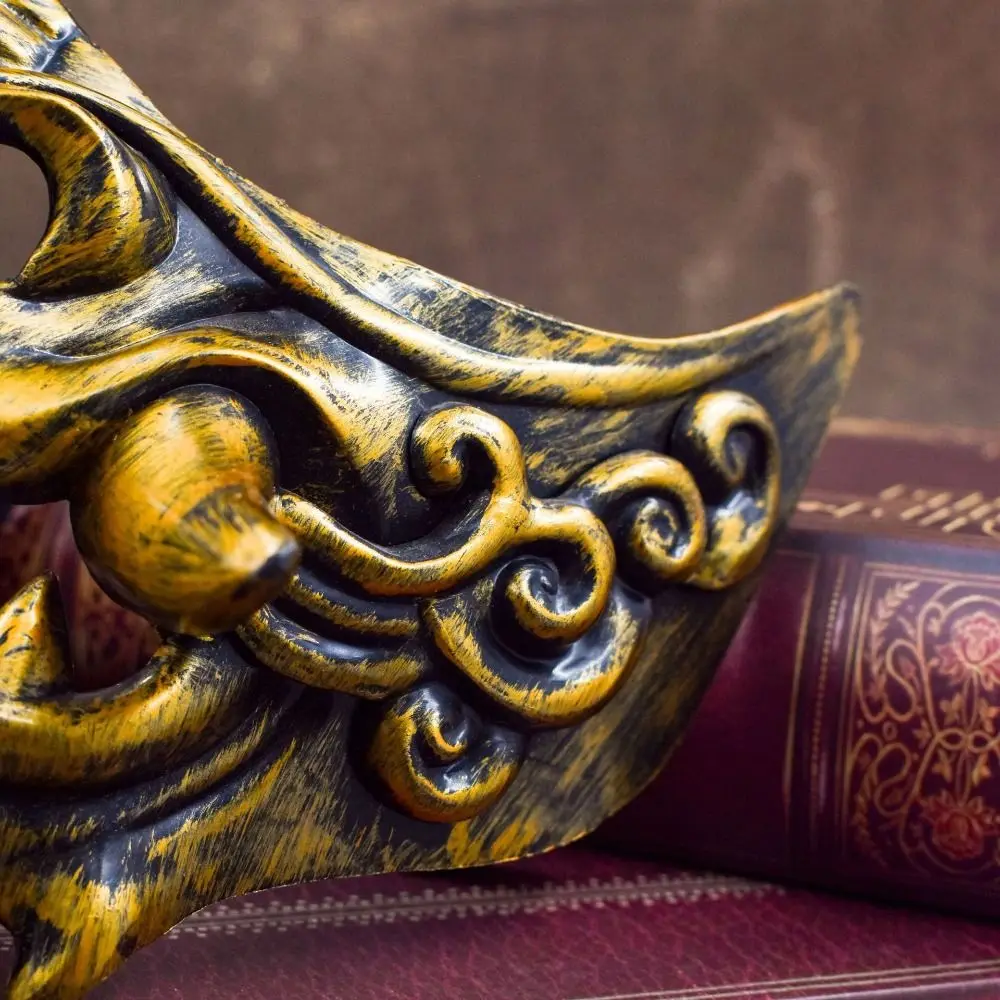 Costumes Props Half Face Cosplay Red Prajna Mask Spooky Dress Up Samurai Cosplay Mask Masquerade 3D Japanese Mask Toy Party