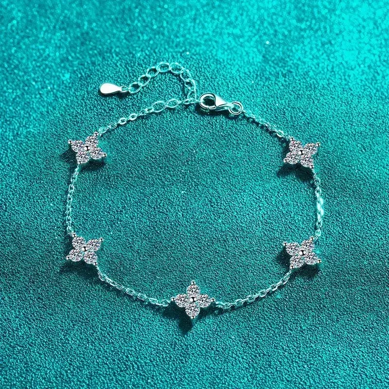 

Роскошные платиновые браслеты для женщин PT950 Муассанит Браслет с бриллиантами Звезда Холодный ветер 2 CT Шесть звезд Ручные свадебные ювелирные украшения