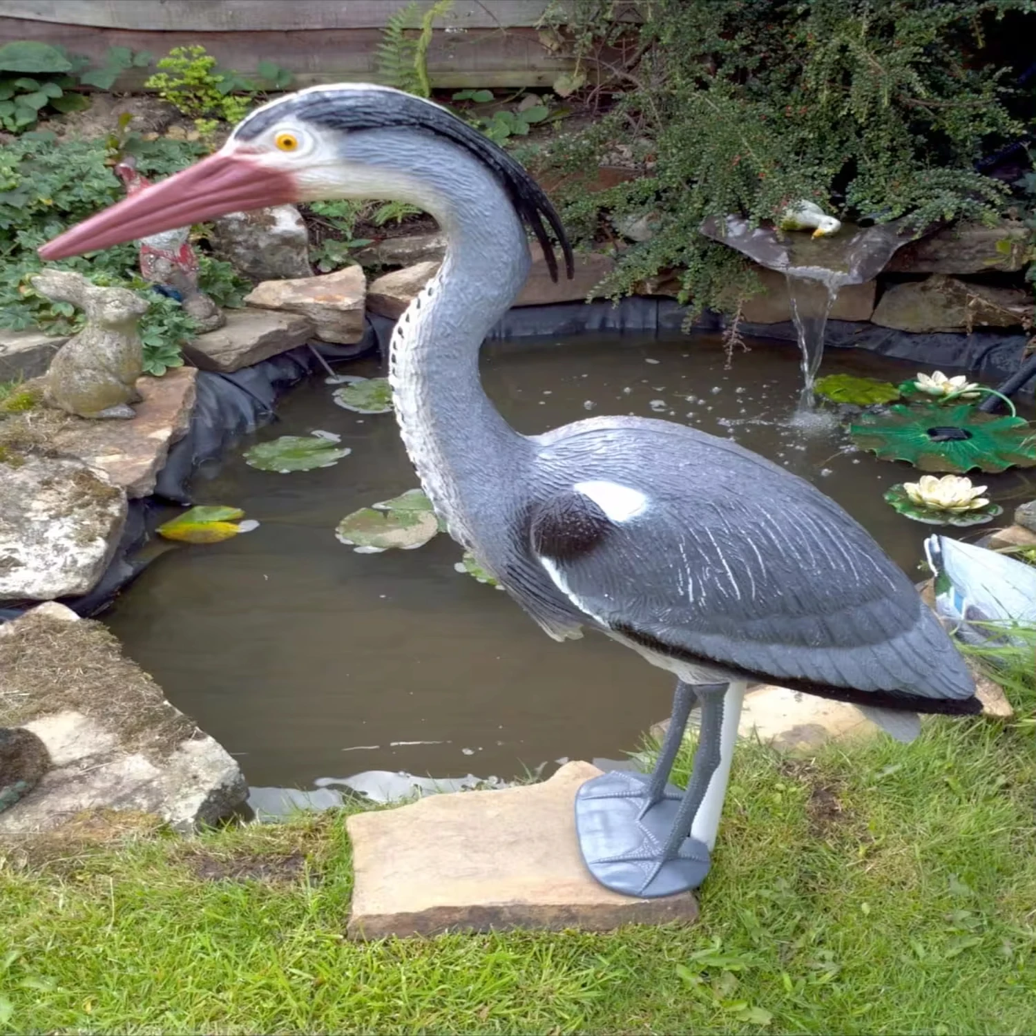 Blue Heron Decoy with Legs & Stake 30'' (76cm) Tall, Adult Blue Heron Statue  Backyard Koi Fish Ponds, Yards & Water Gardens