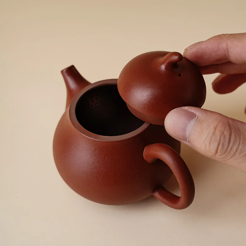 Wholesale Yixing Zisha Teapot Raw Vermilion Clay Pear Shape Pot Handmade Mini Kung Fu Brewing Teapot Chinese Style Tea Set