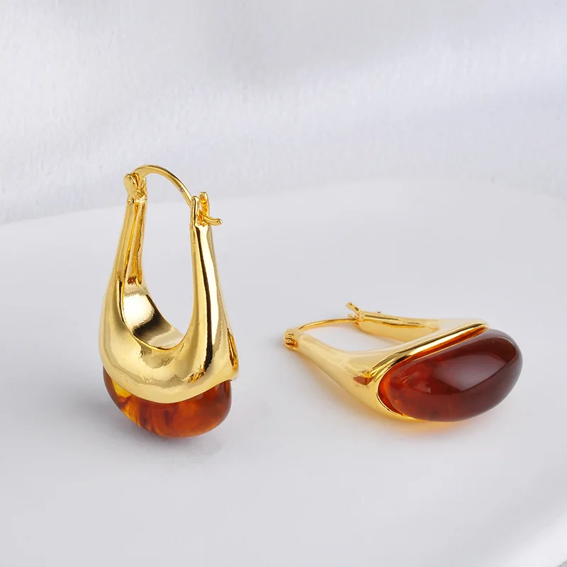 Vintage Amber Color U-shaped Metal Hoop Earrings for Women Personality Commuter Jewelry Accessories e450
