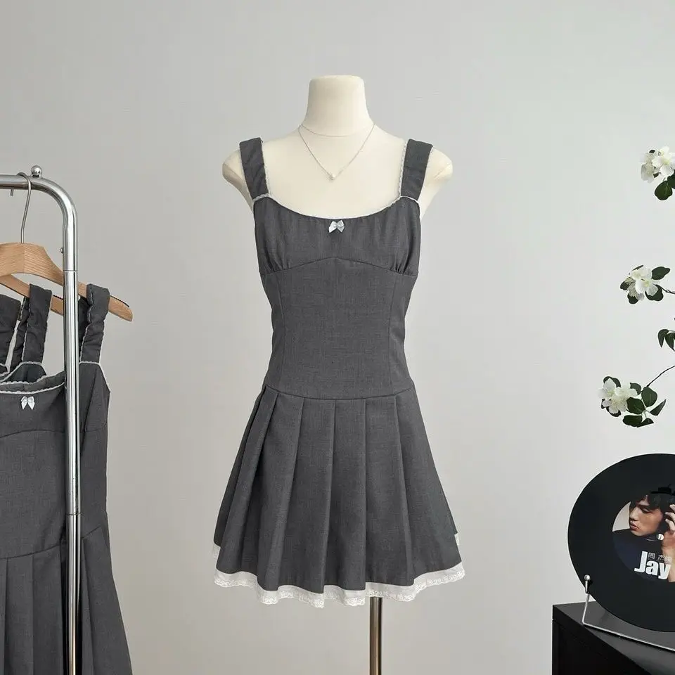 

Sling Dress With Lace Splicing, Gray Temperament, Hot Girl College Style Slimming Waist Suspender Pleated Short Skirt