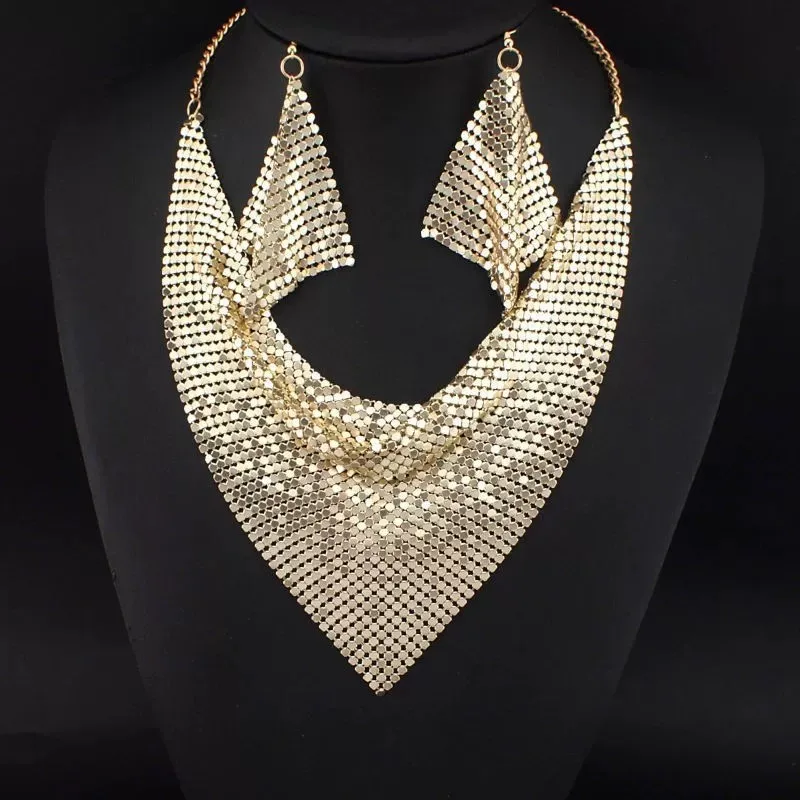 Mit Geschenkbox, 4 Farben Metall-Mesh-Lätzchen-Halskette und lange Ohrringe Set für Damen, klobiger Statement-Schmuck, Hochzeit, Party, Geschenk – Detail 3