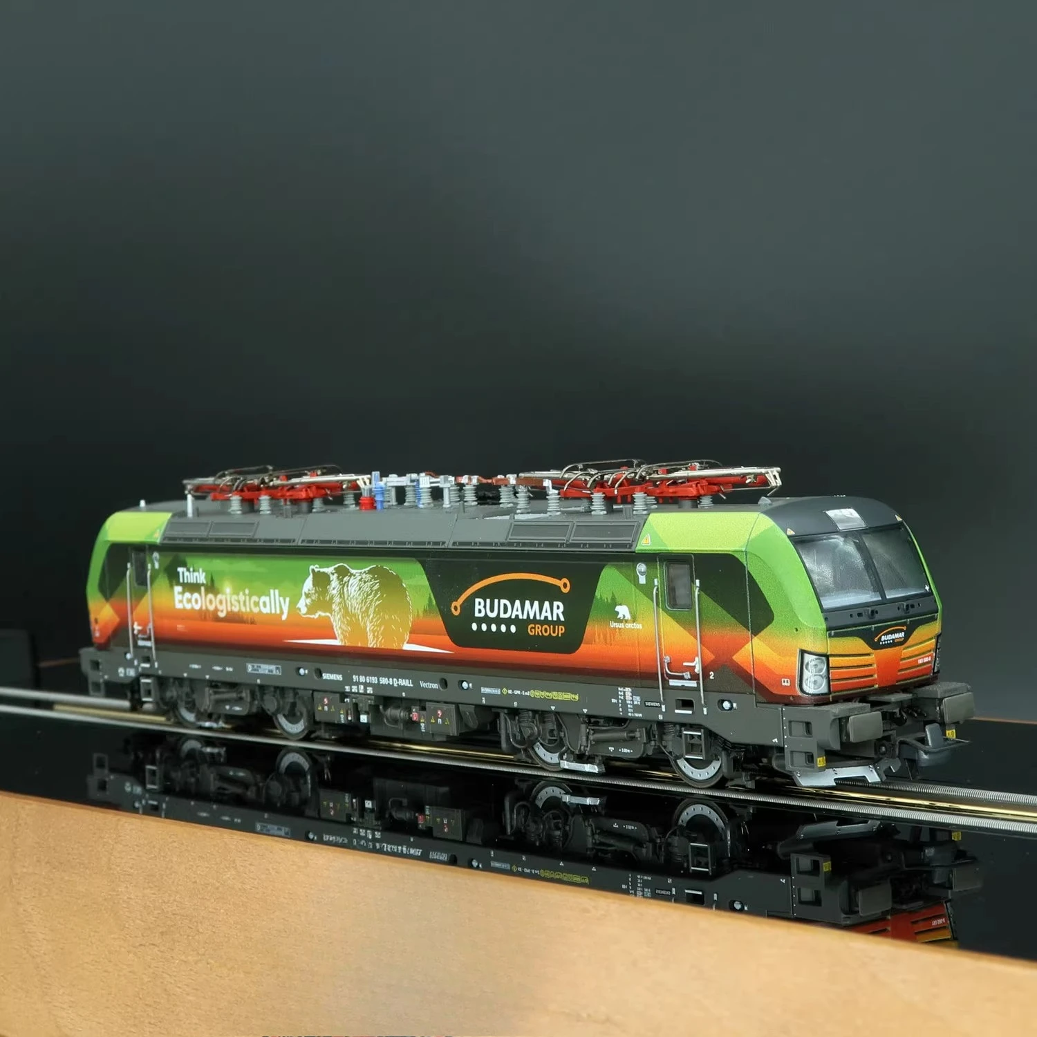 ROCO HO 1/87 Toy Train BR193 Electric Locomotive Private Railway Digital Sound Effect 7510063 Painted Train Model Boy Toy Gift