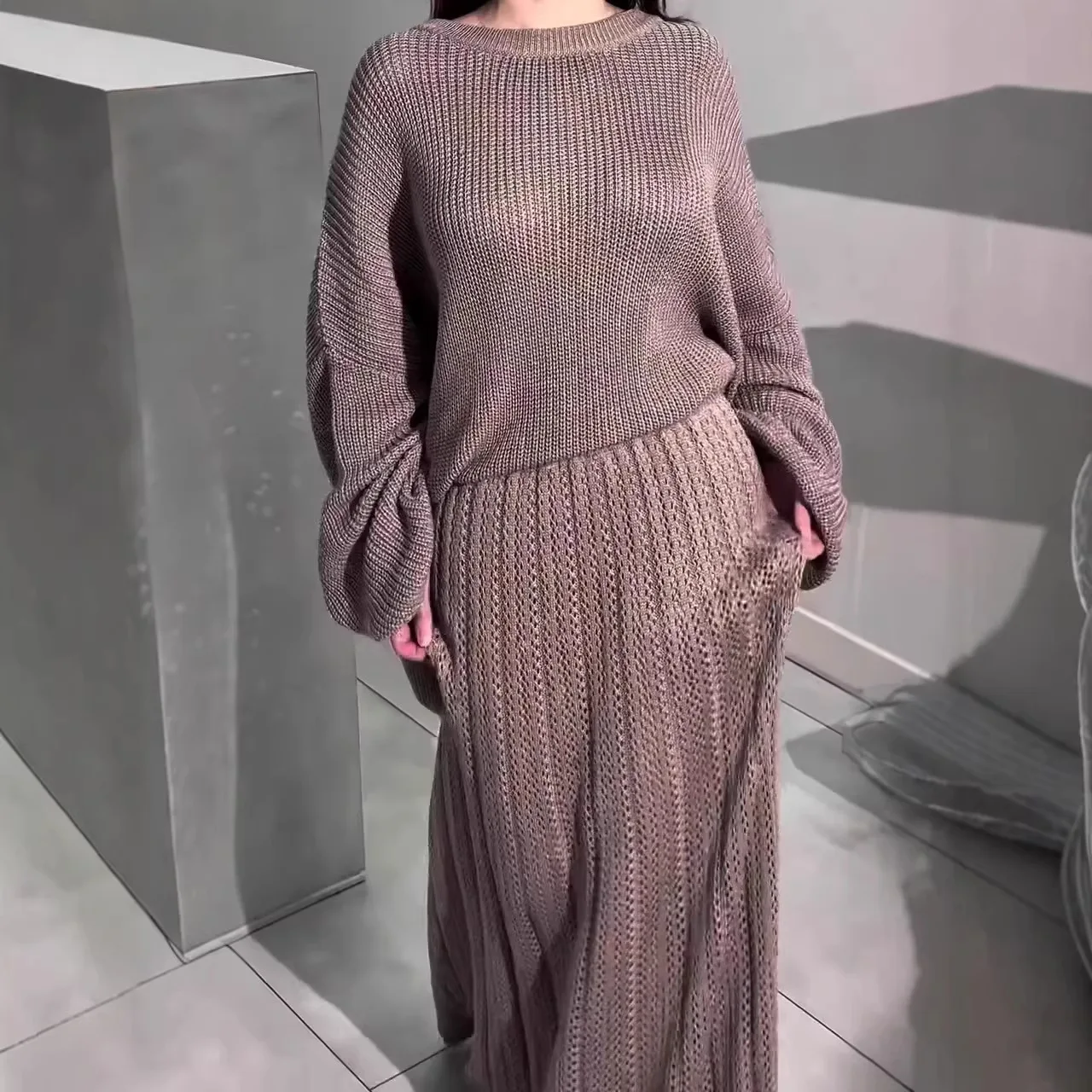 

European and American Style 2026 Winter New Minimalist Gentle Lazy Long-sleeved Dress Set for Women