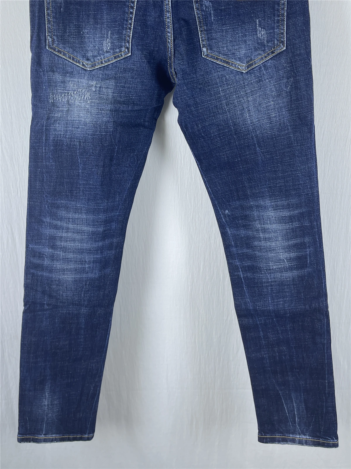 

Spring and Summer 6048 New Men's Jeans Washed Blue Casual Jeans Fashionable All-match Decorative Jeans for Men