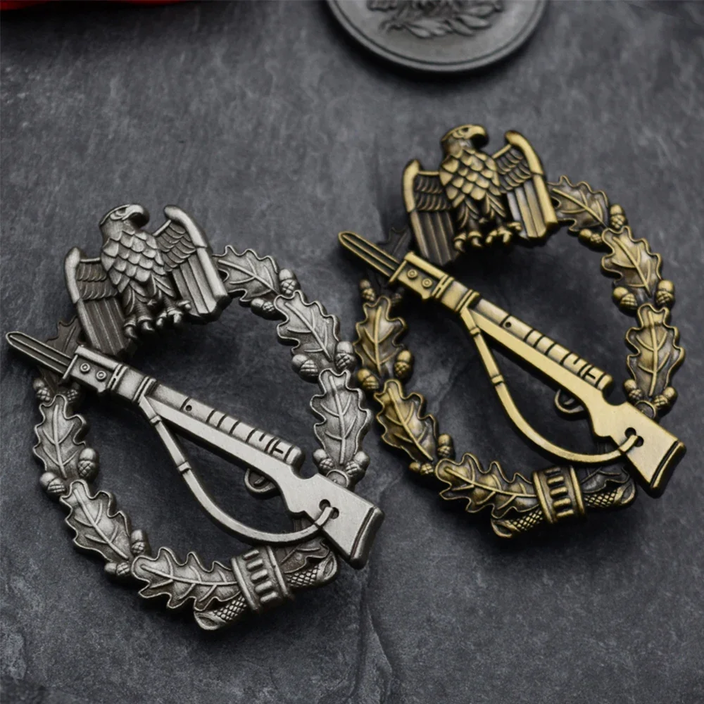 

Soviet Union Badge USSR Medal Poland 57 Infantry Assault Pin Brooch Souvenir Gifts