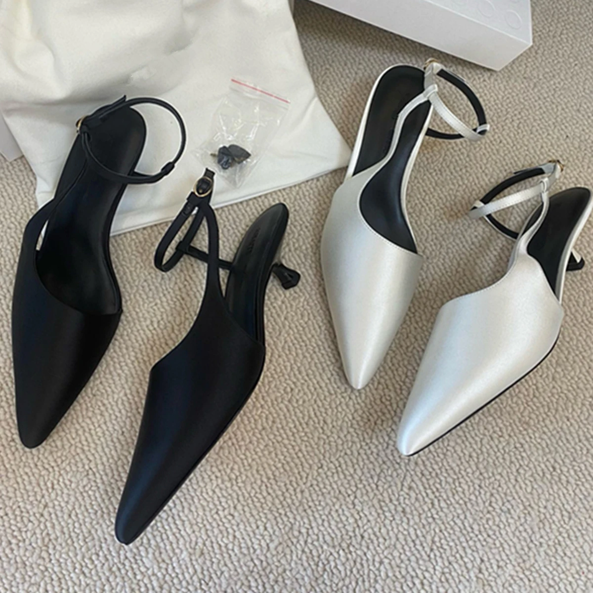 

Jenny&Dave Minimalist Silk 3.5CM Mid-heeled Sandals Fashion Office Ladies Retro Pointed Cat Heels And Mules Shoes Sandals For