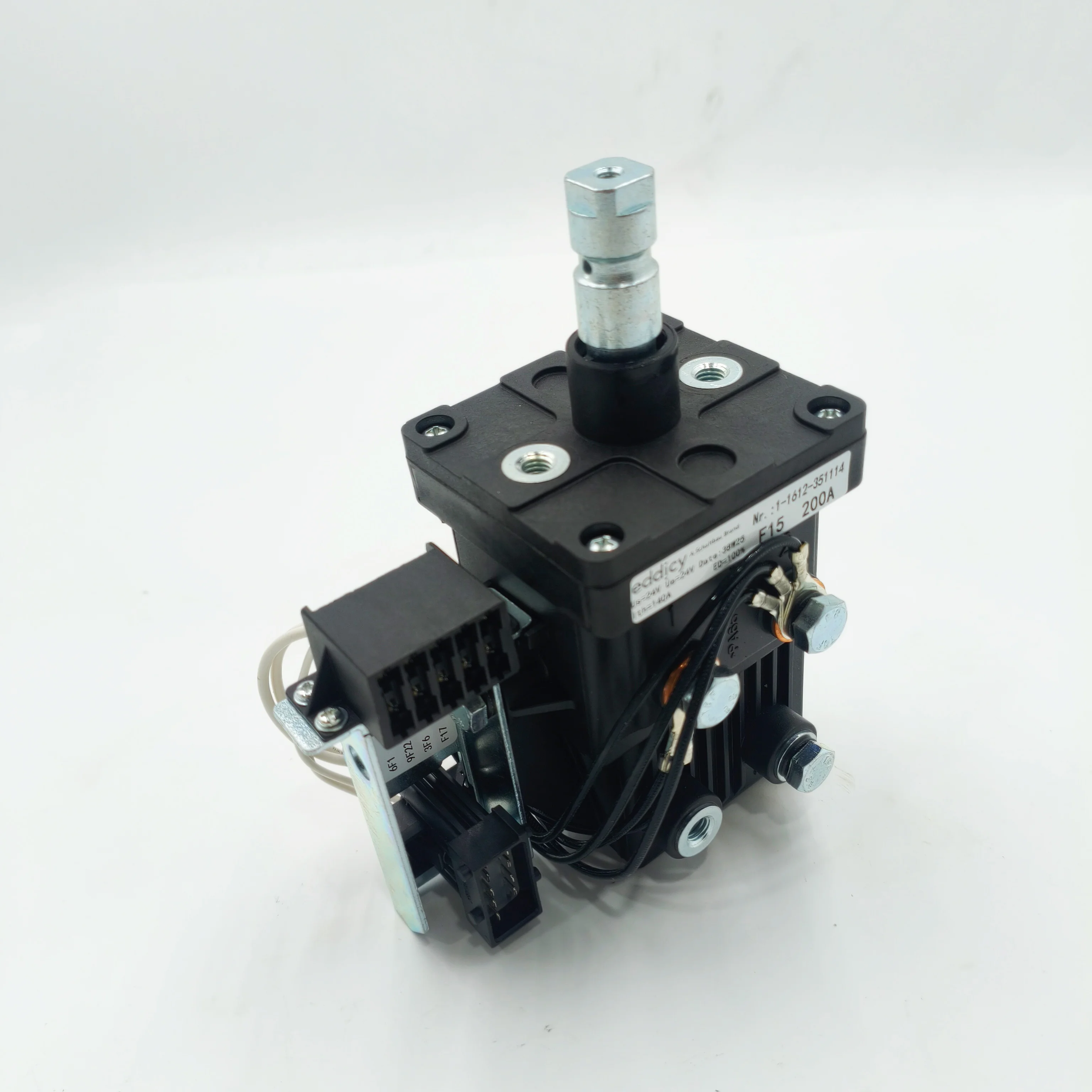 

Jungheinrich Forklift Stop Switch Contactor 51358048 High Reliability Safety Control Accessory for Material Handling Equipment