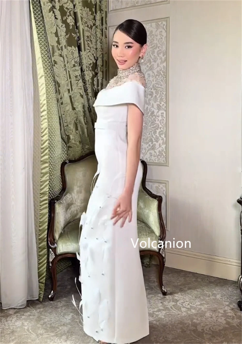 Прямые платья миди с джерси и поясом из джерси, расшитые блестками и перьями, с высоким воротником, на заказ, вечерние, элегантные, простые