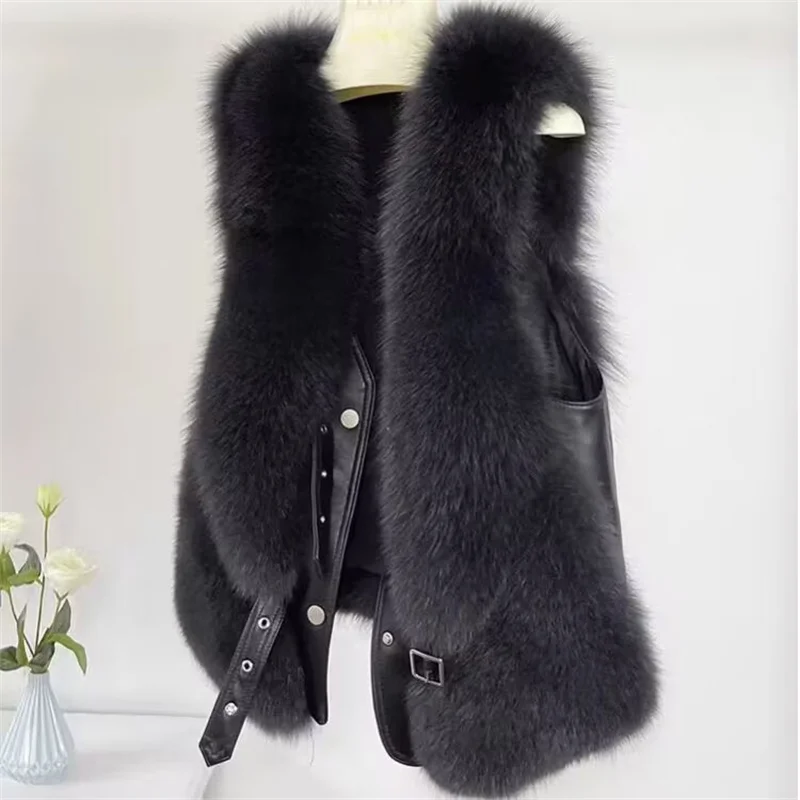 2026 Autumn and Winter Fox Fur Vest Short Style Splicing Solid Color Fur New Camry Shoulder V-neck Qianjin Style Short Style