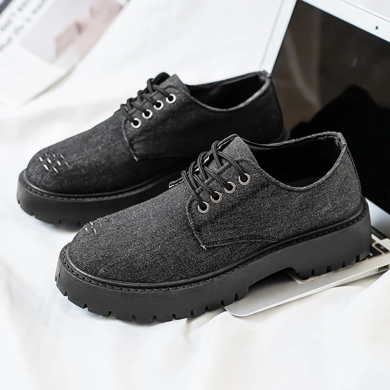 

Men Comfortable Black Canvas Shoes Lace Up Thick Soled Designer Shoe Ideal Choice for Casual Leather Casual Shoes Street Styling