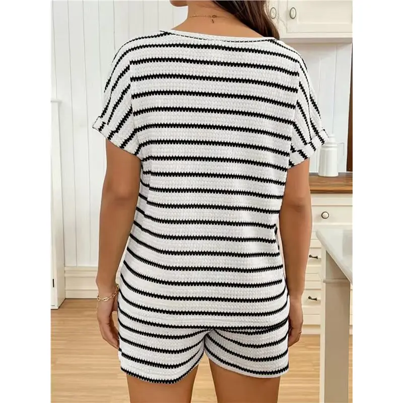 【NEW USER EXCLUSIVE】Womens Maternity 2 Piece Outfits Striped Crew Neck Short Sleeve Tee And Shorts Pregnancy Sets