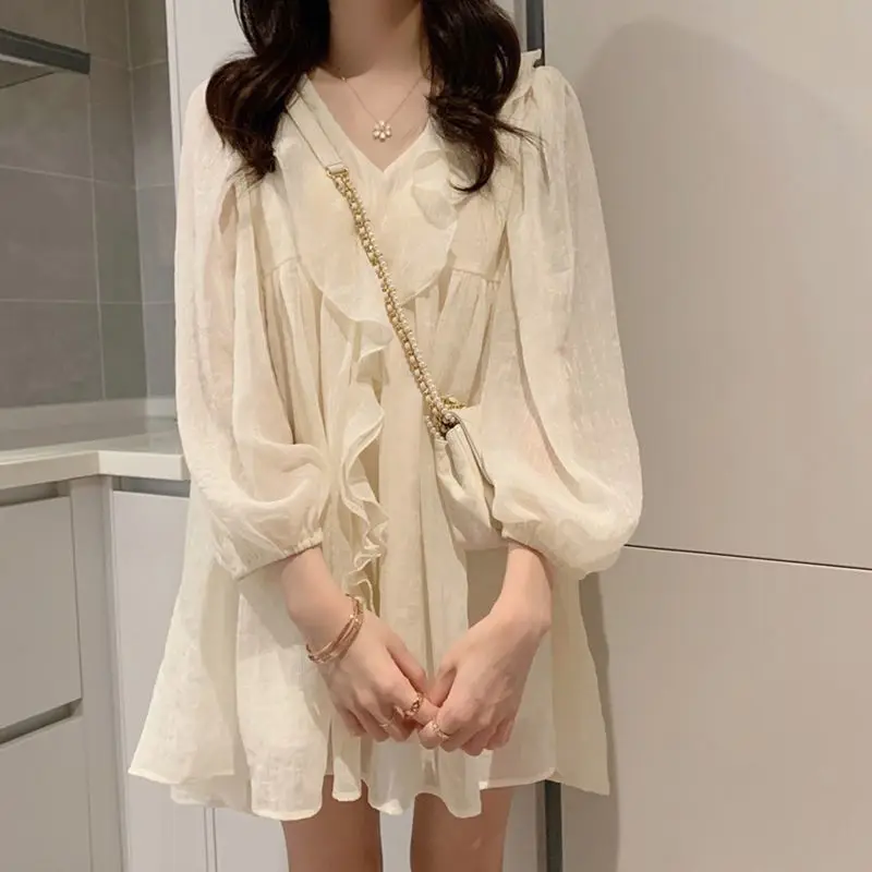 

Spring Summer New Thin Chiffon Solid Color Loose Blouse V Neck All-match Youth Shirt Tops Sweet Cute Fashion Women Clothing