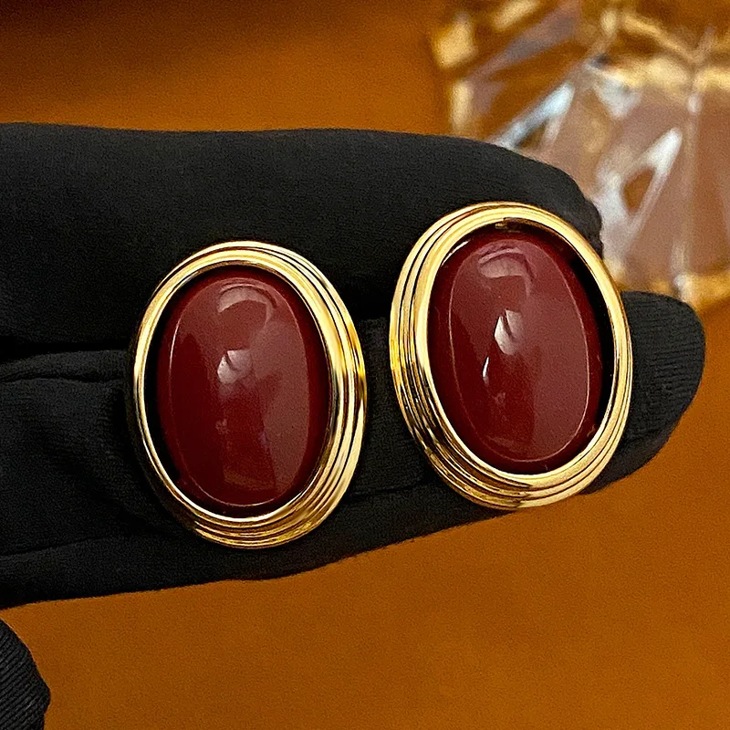 أقراط بيضاوية حمراء عتيقة للنساء، ترصيع أذن أنيق وبسيط، هدية فاخرة لها، هدية الذكرى السنوية لعيد الحب