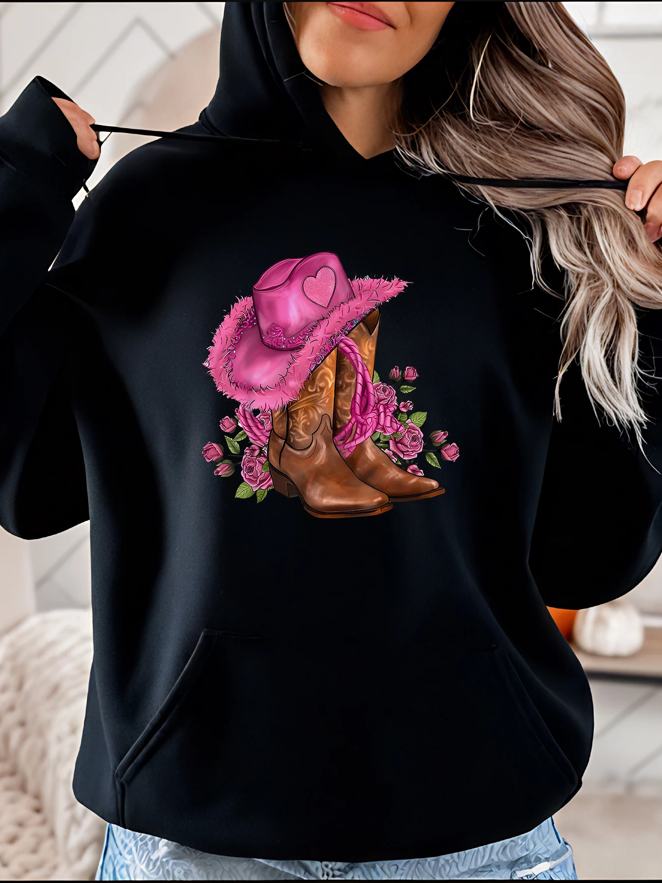 Sudadera con capucha negra para mujer con estampado de sombrero de vaquero y botas rosas, sudadera de estilo occidental para uso informal, traje de moda campestre