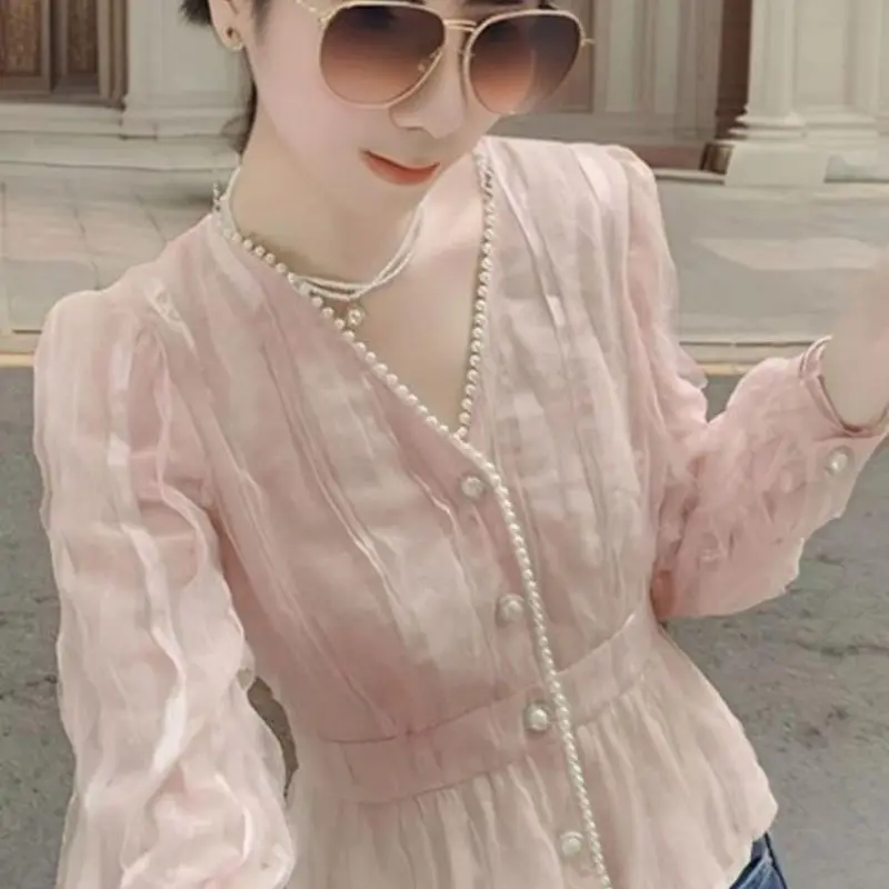 New Niche V-neck Shirt Trendy and Western-style Chiffon Shirt with Pearl Waist Cinching for Slimming Effect Inner Top for Women