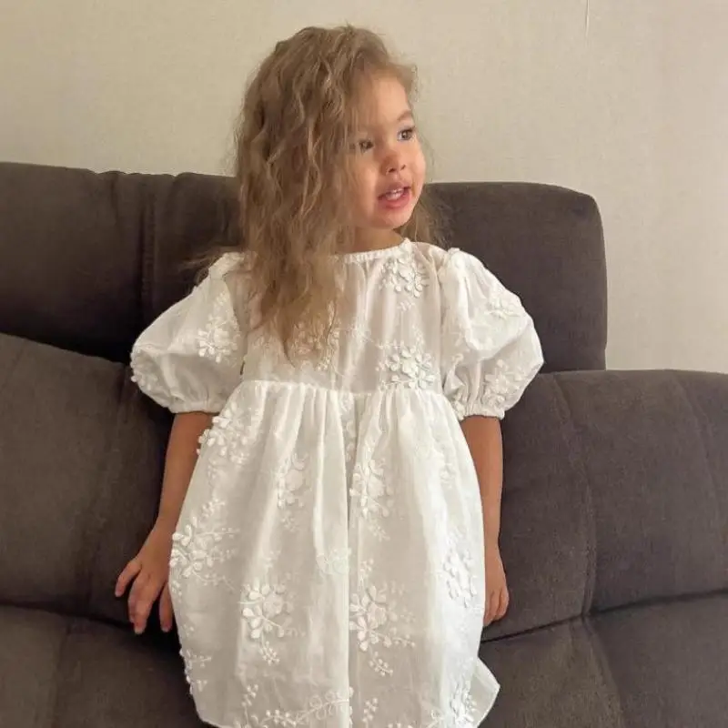 

2026 Summer New Girls Cute Puff Sleeve Dress Children Flower Lace Embroidery Dress Baby Girls Princess Dress Kids Clothes