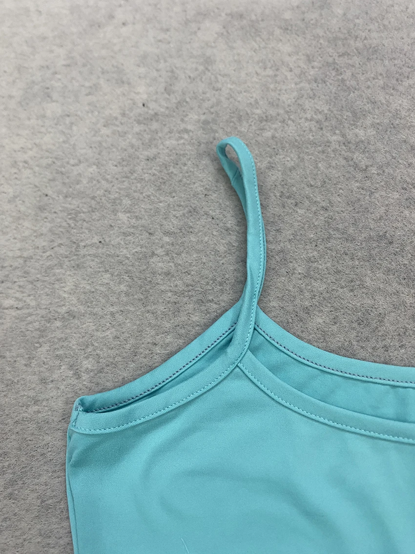 Y2K Mode Damen Einfarbige Camisole Tops mit Rückenflügel-Pailletten-Design, Schlanke Kurze Ärmellose Tanktops mit Spaghettiträgern für den Sommer und Clubwear – Detail 8