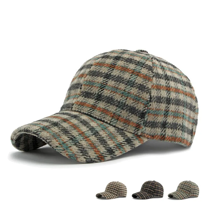 Autumn and Winter Versatile Warm Plaid Baseball Cap Outdoor Sunscreen Sun-shading Duck Tongue Cap Fashion Rebound Cap