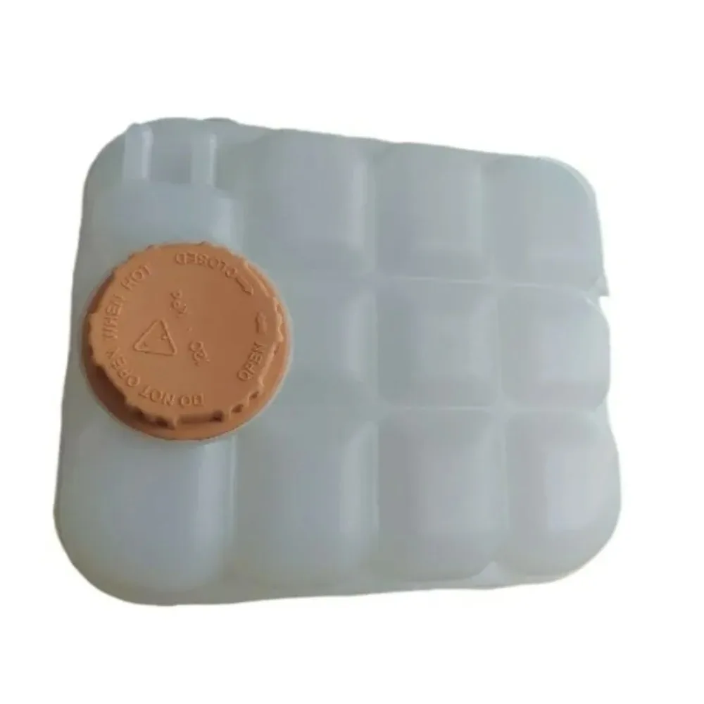 3R238A080AE خزان مبرد السيارة توسيع تجاوز خزان مع غطاء لفورد فالكون يناسب 4.0L 6Cyl البازلاء أجزاء تبريد المحرك