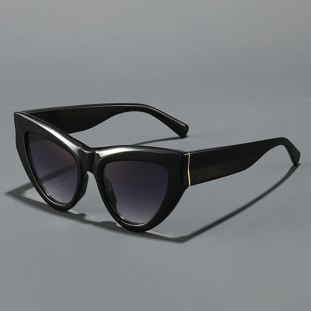 

2026 New Fashionable Cat-Eye Sunglasses for Women Trendy Street Style Sun Glasses Outdoor Travel UV-Protective Shades